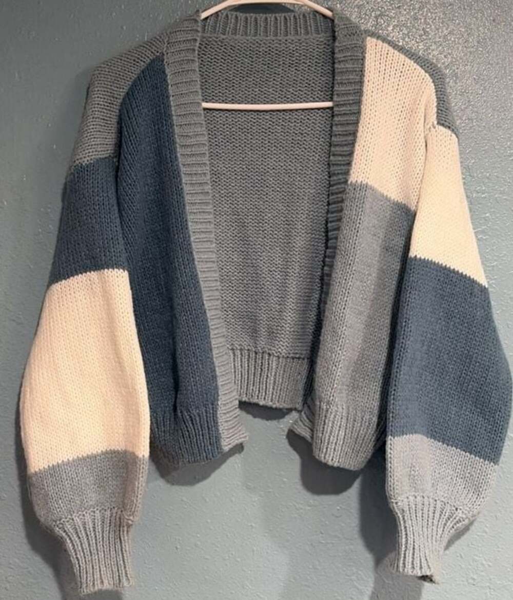 SHEIN Women's Blue Color Block Open Front Cropped Cardigan Sweater